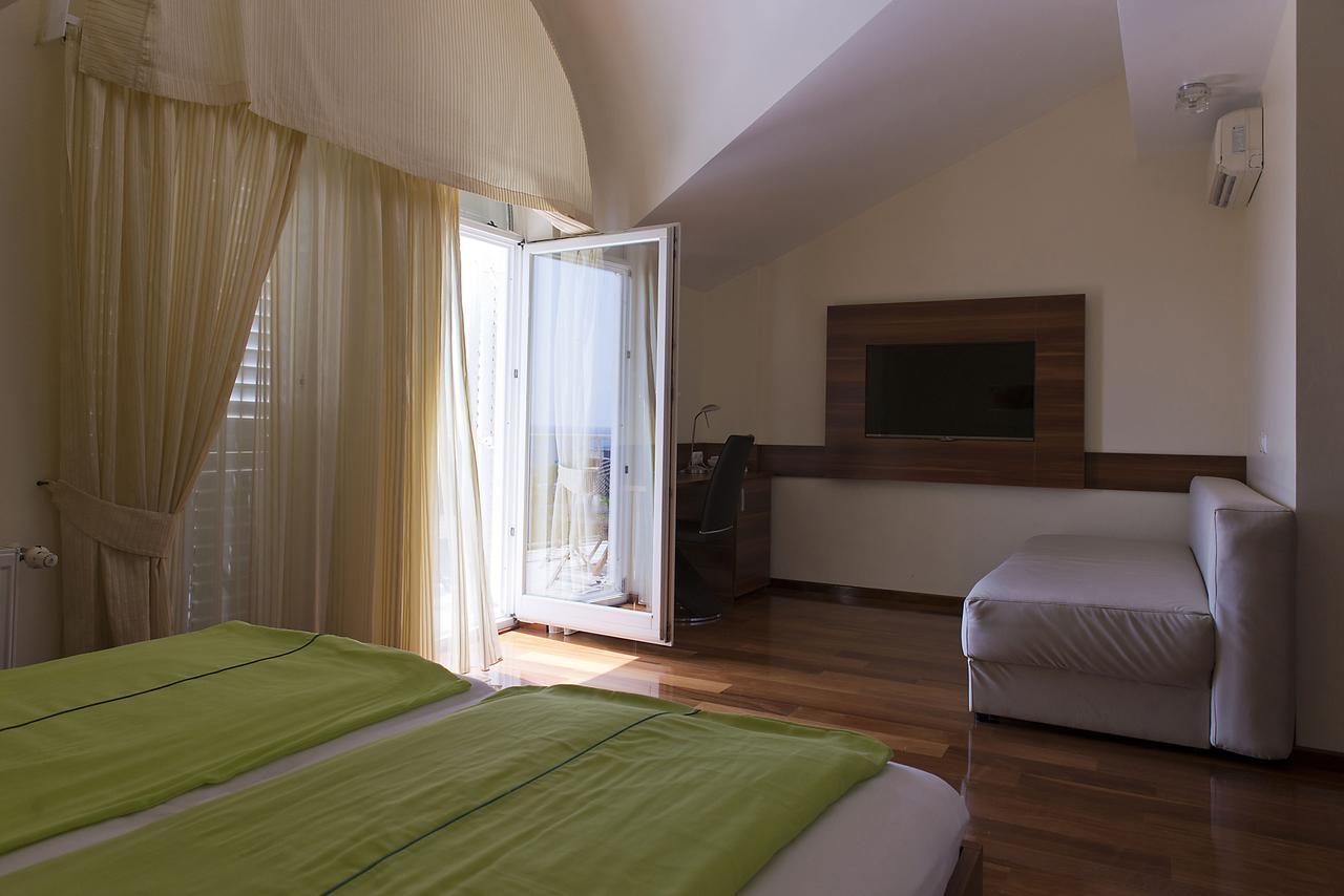 Hotel Pansion Maestral Novi Vinodolski Exteriér fotografie